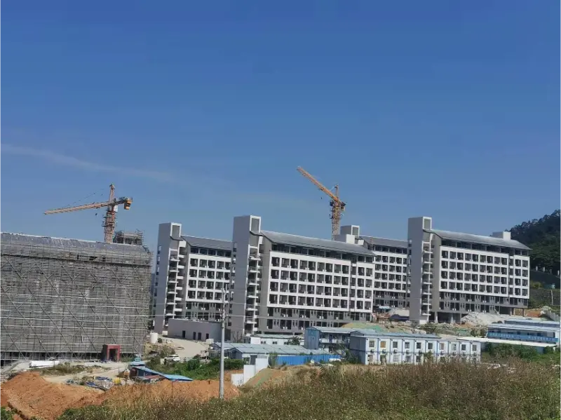 Tionscadal Linn Snámha Foirgníochta Blueway: Coláiste Eitlíochta Sibhialta Guangzhou
